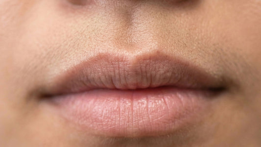 Upper lips Threading